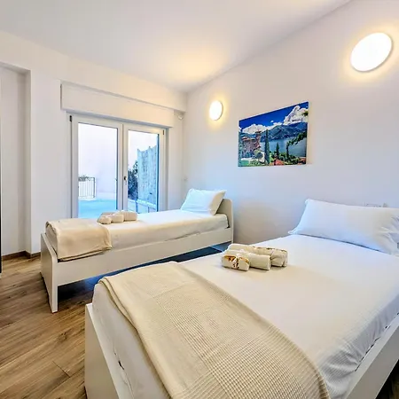 Le Rondini Apartment *