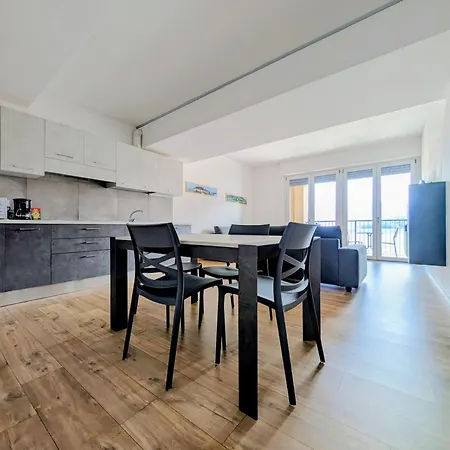 Le Rondini Apartment