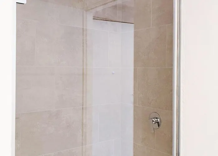 Le Rondini דירה *