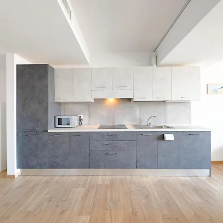 Le Rondini Apartment *